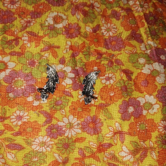 earrings - Picture 4 of 4